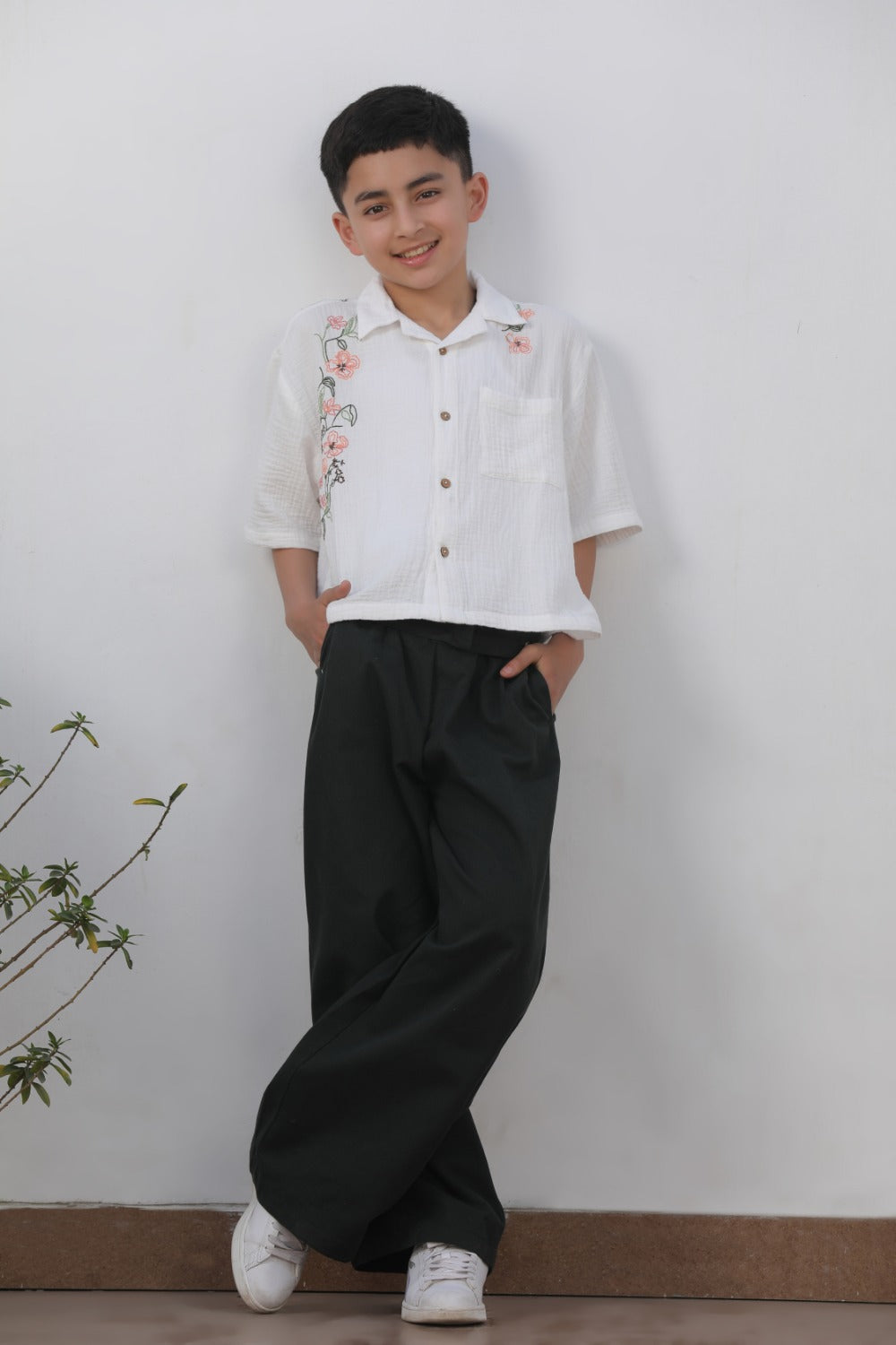 Buy Boys White Gauze Floral Embroidery Shirt